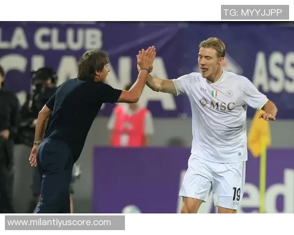 瑞天空报道那不勒斯冬季欲租梅努孔蒂执教下球员愿意加盟 瑞天空报道那不勒斯冬季欲租梅努孔蒂执教下球员愿意加盟